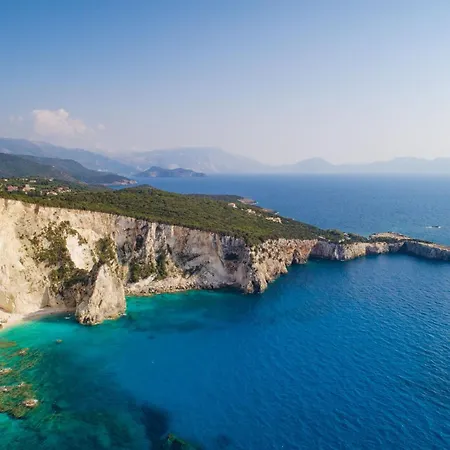 Allegra Βίλα Tzamarelata